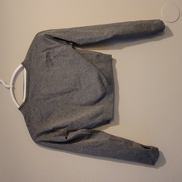 Grey Cropped Runner Top - Picture 5 of 5